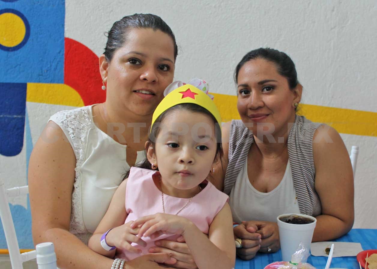 Fiesta de maravilla para Jade Meiling