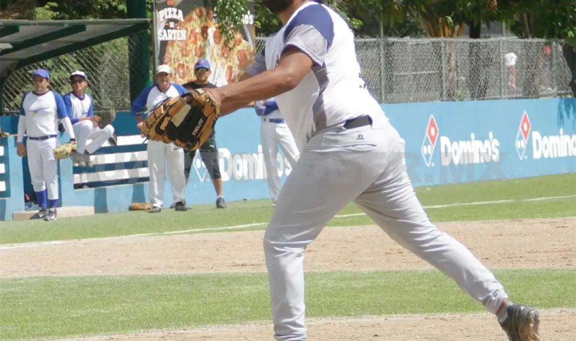 Petroleros y Halcones se enfrentarán este domingo en la gran final del campeonato de Softbol, de la categoría de Segunda Fuerza varonil. Guillermo Ramos / CP