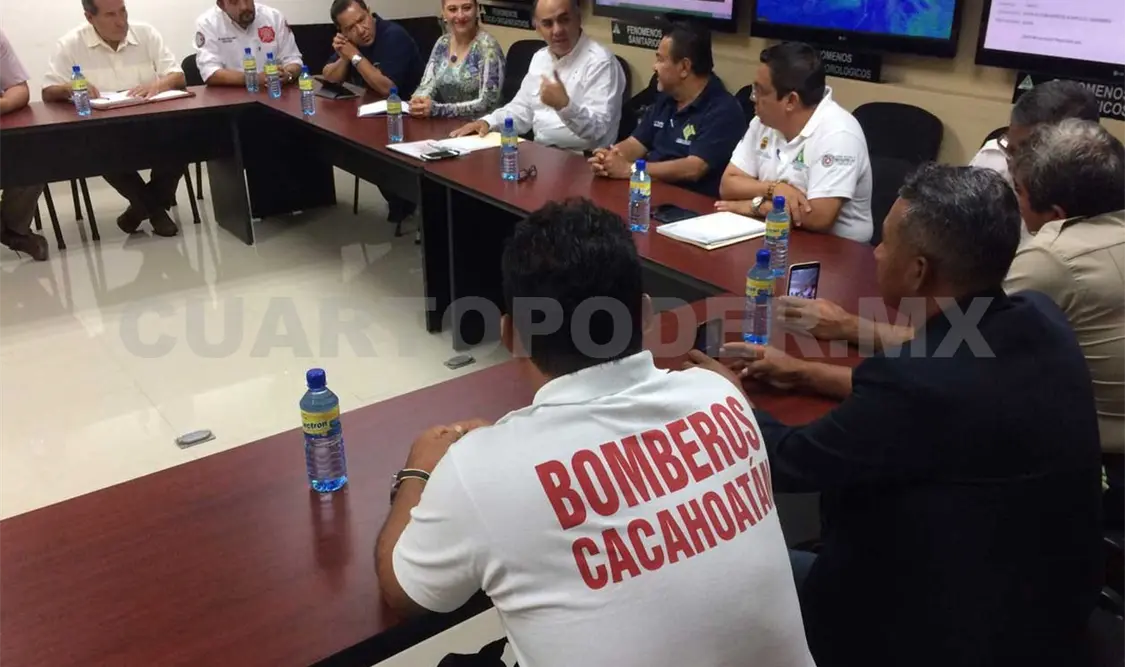 Buscan fortalecer a bomberos de Chiapas