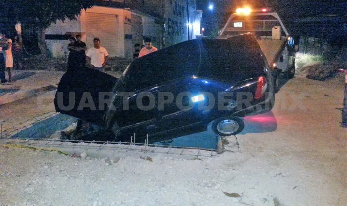 Cae Fiesta a hoyo en Xamaipak Popular