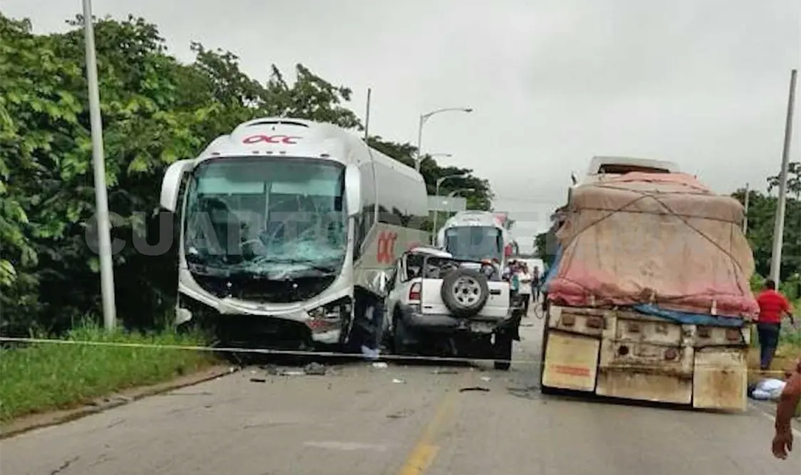 Aspecto del accidente en el que lamentablemente perdió la vida el regidor oaxaqueño.