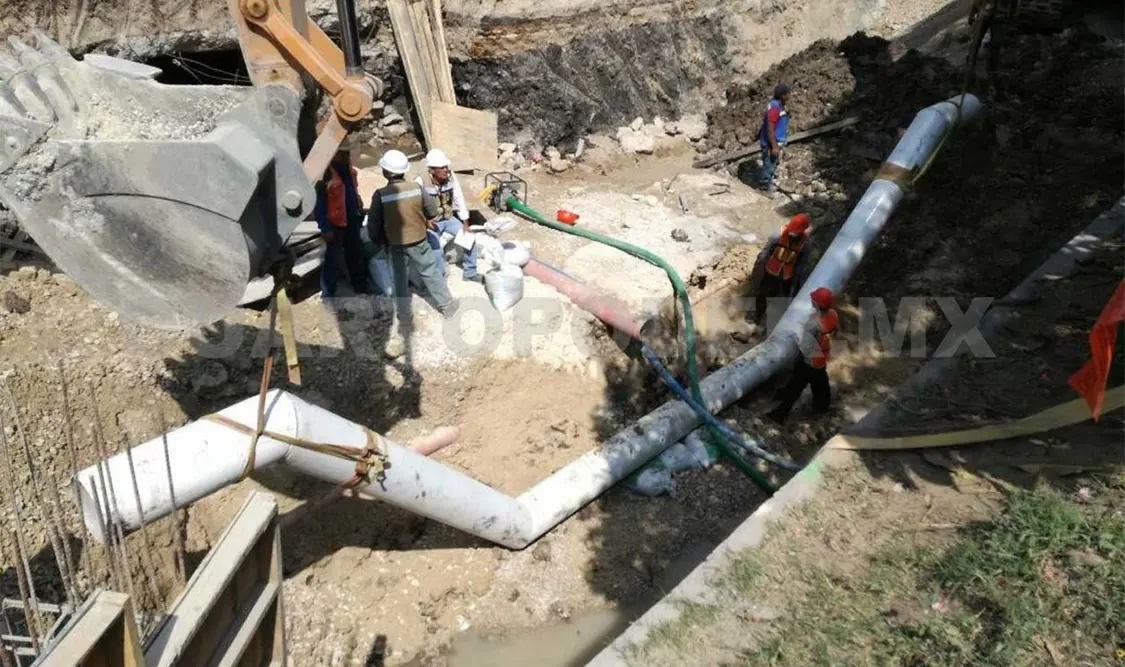 Concluye introducción de tuberías en Bulevar