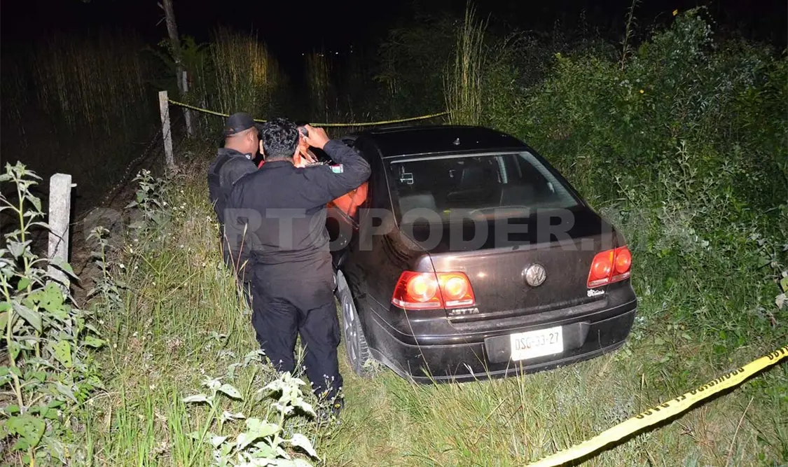 Presuntos militares roban Jetta en Comitán