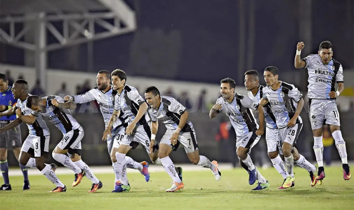Querétaro derrota en penales a Toluca