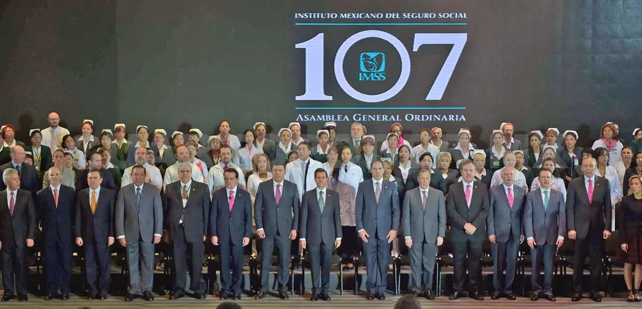 Generación de empleos fortalece finanzas: EPN