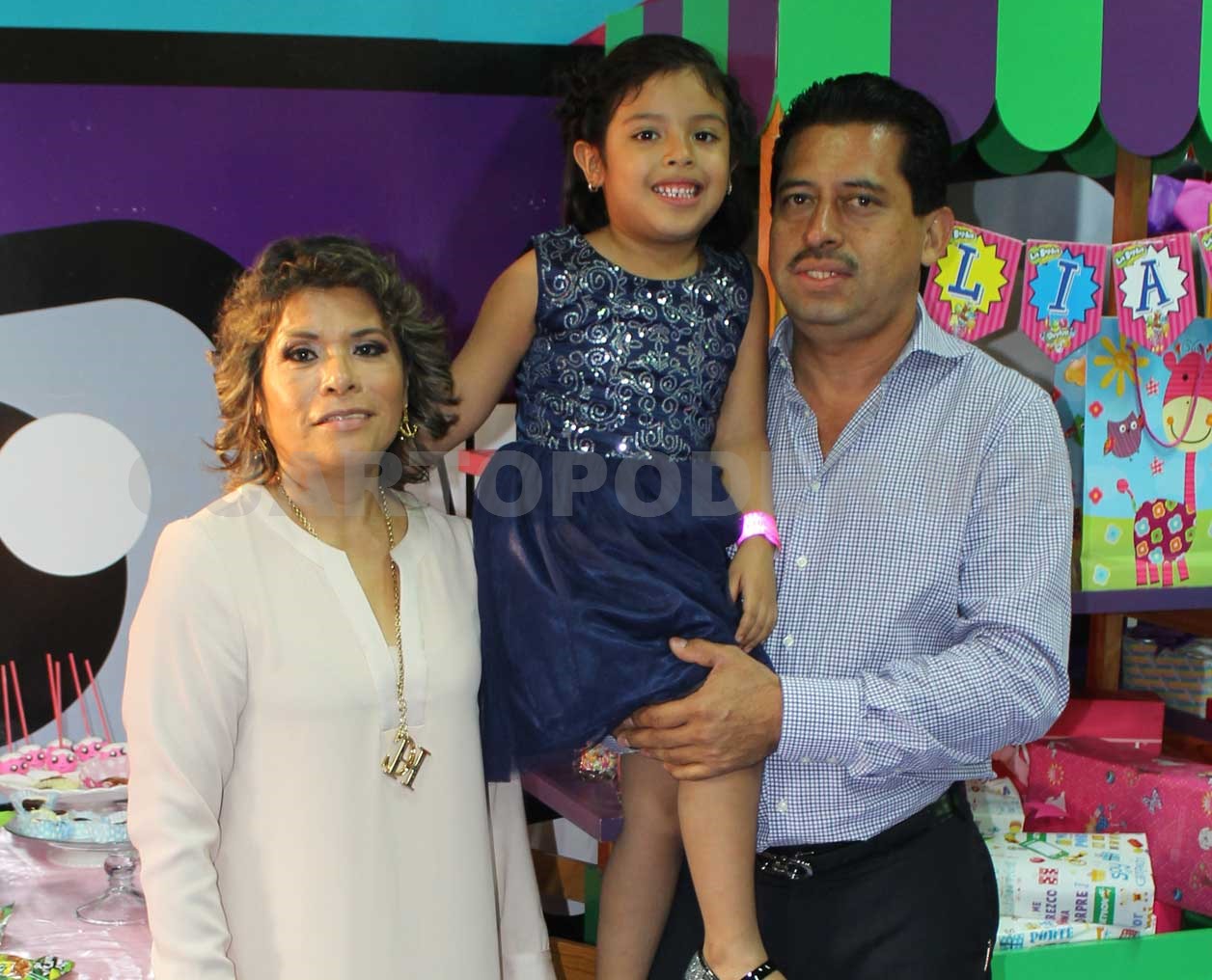 Divertida fiesta para Lia