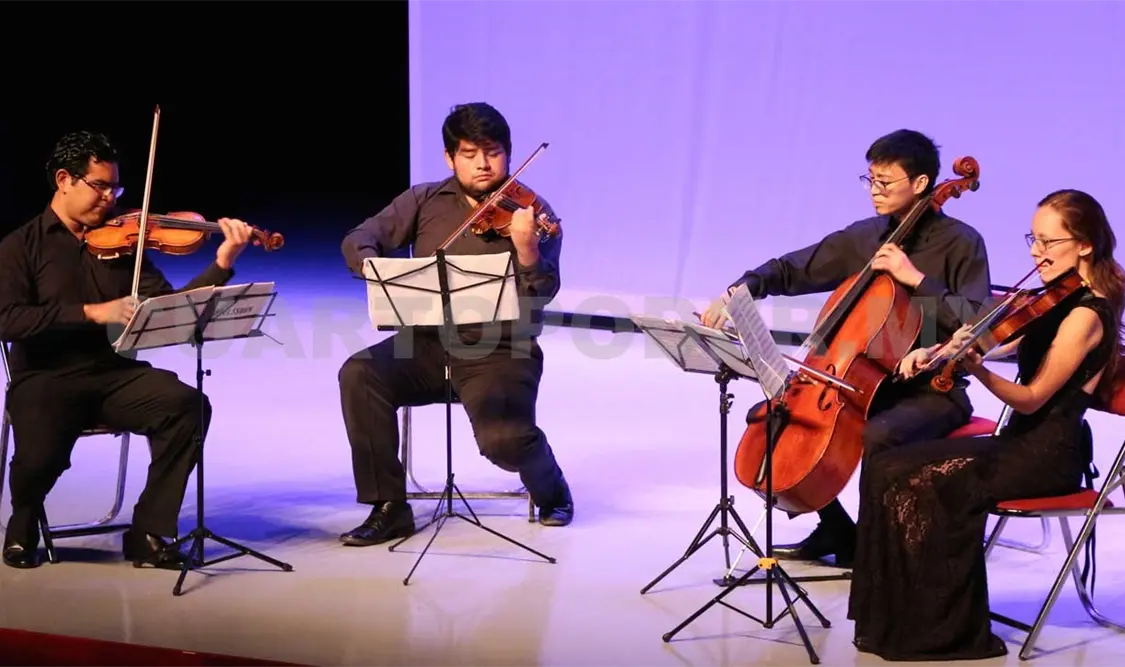 Concierto de gala en el auditorio Universitario.