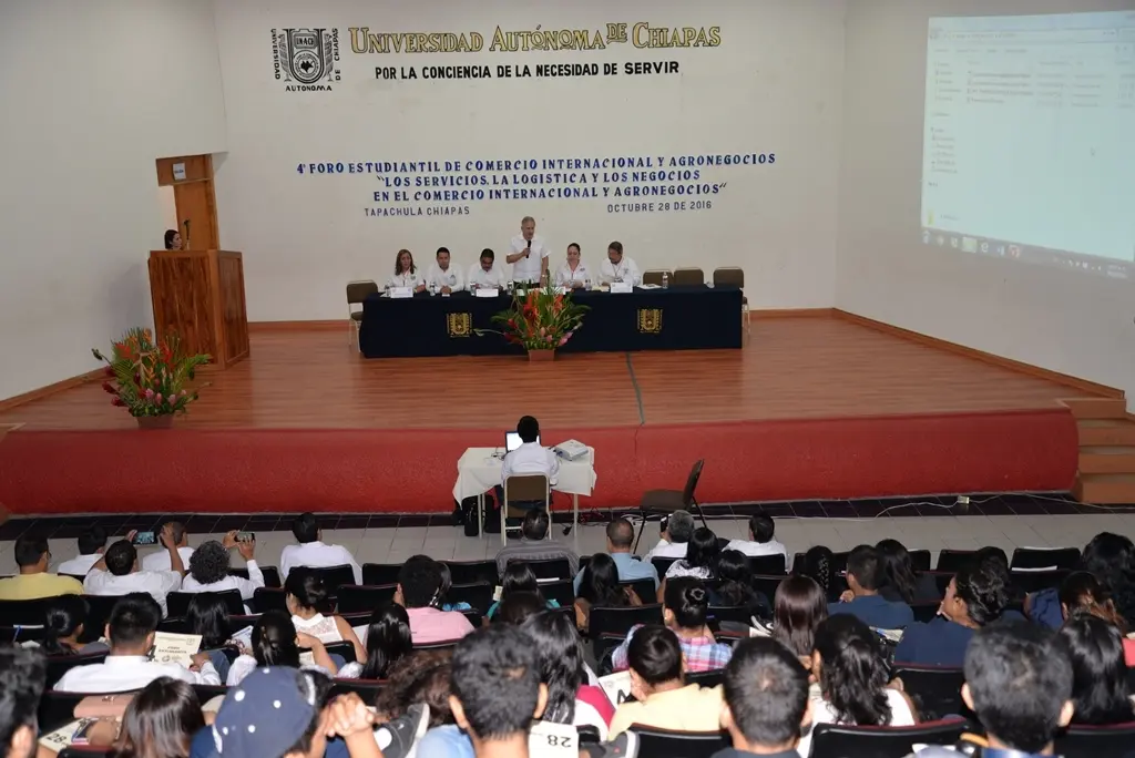 Realizan Foro Estudiantil de Comercio