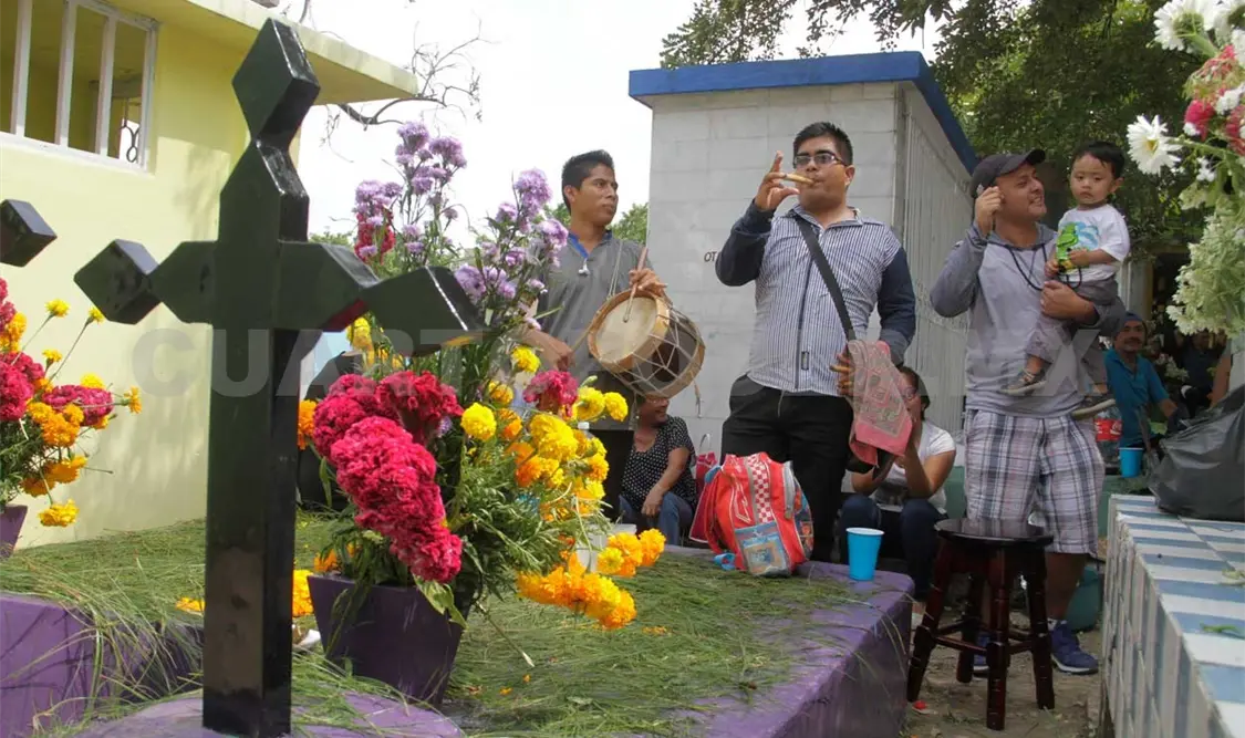 Sincretismo religioso recordó el Día de Muertos