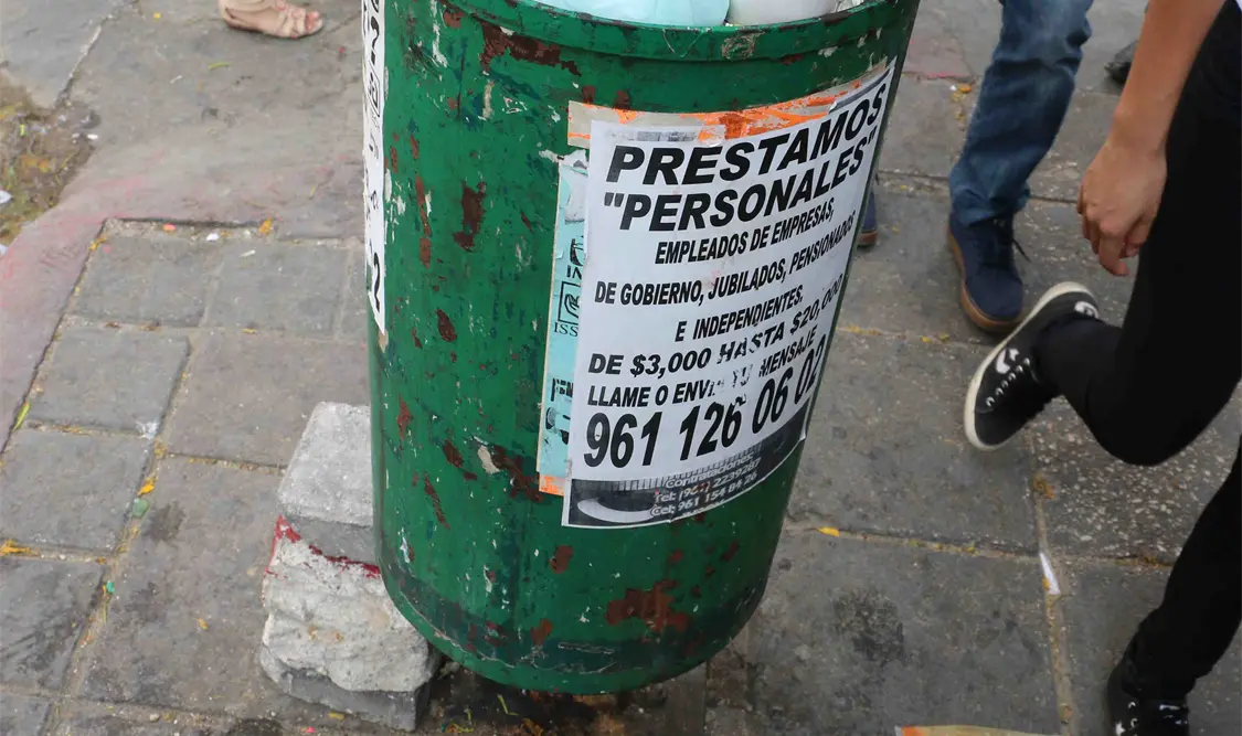 La forma correcta de separación de basura según UNAM es en contenedores azul, amarillo, verde, marrón y verde oscuro (o gris). Cortesía.