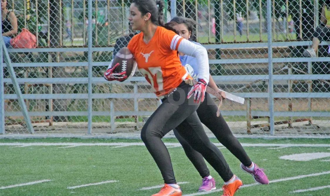 Hoy, partidos amistosos en el parque Caña Hueca