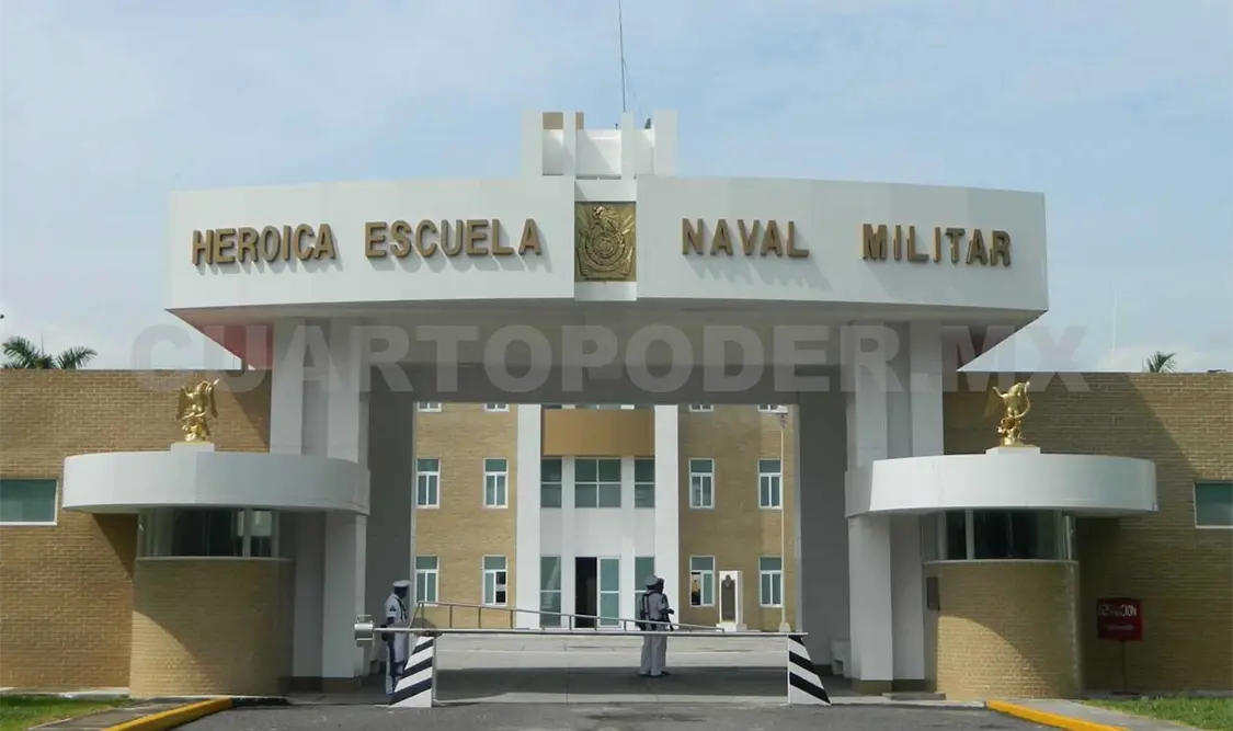 Reconocen labor de la Escuela Naval