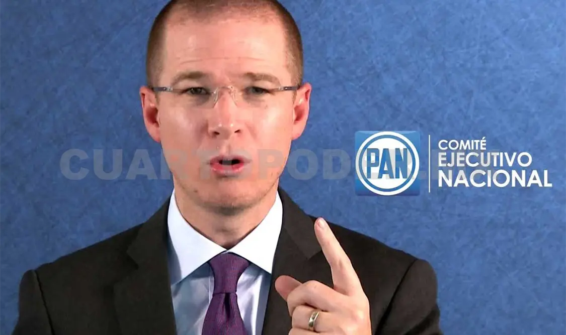 Acepta líder del PAN debatir con Ochoa Reza