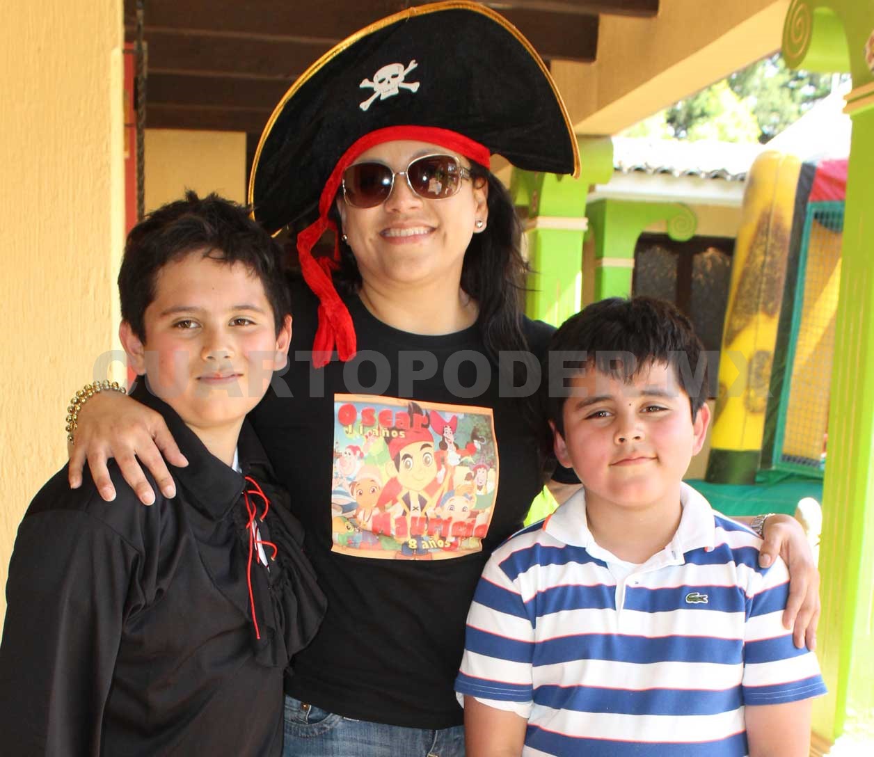 Óscar y Mauricio festejaron al estilo pirata