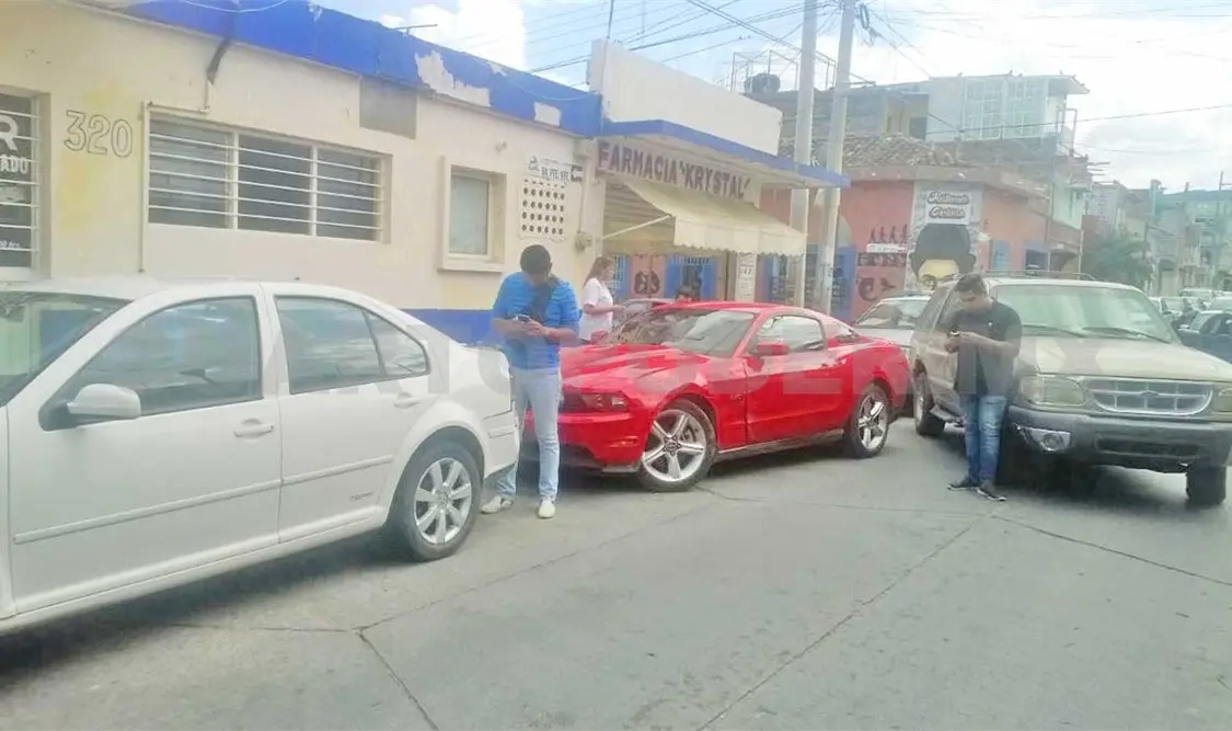Le salió cara una curva cerrada