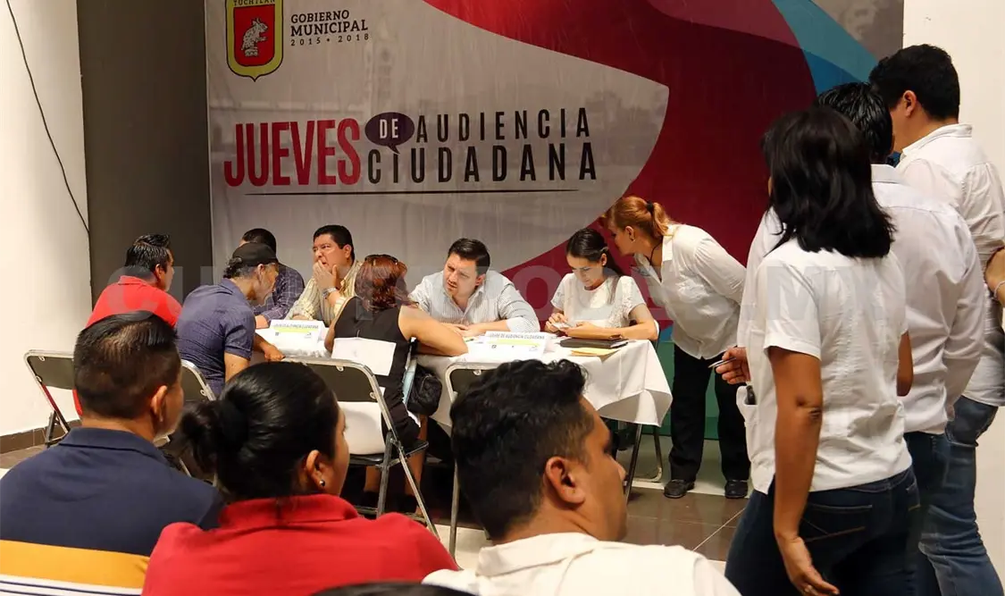 Reconocen Jueves de Audiencia Ciudadana