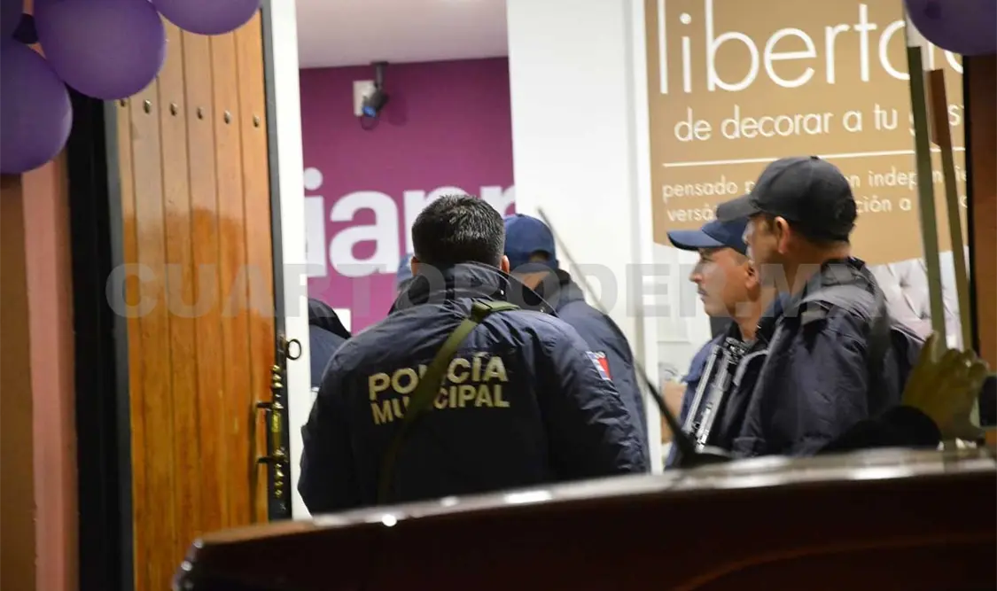 Asaltan negocio en pleno Centro Histórico