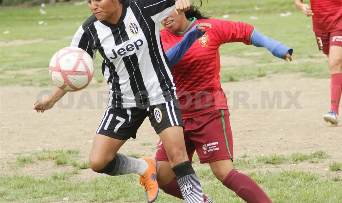 Se estará desarrollando el enfrentamiento de final del Torneo de Feria de la Liga de Futbol Soccer Femenil de Patria Nueva. Guillermo Ramos/CP