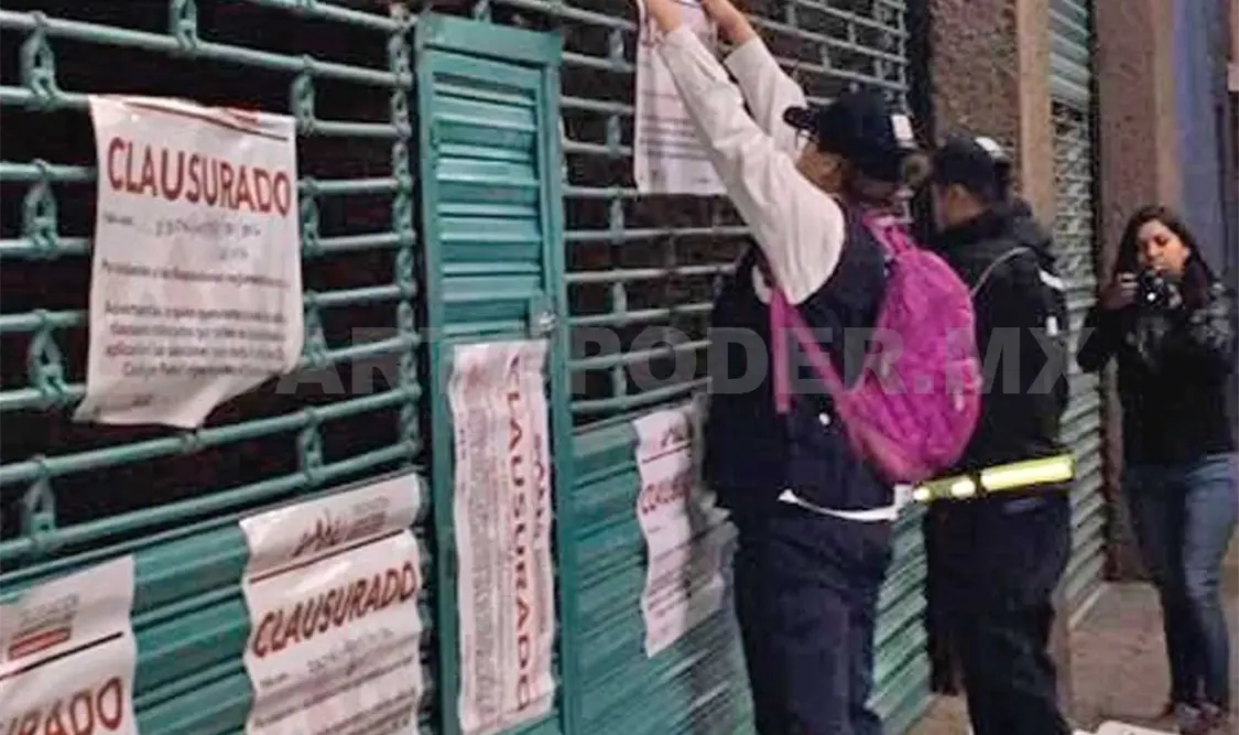 Clausuran teatro San Rafael por obra de Juanga