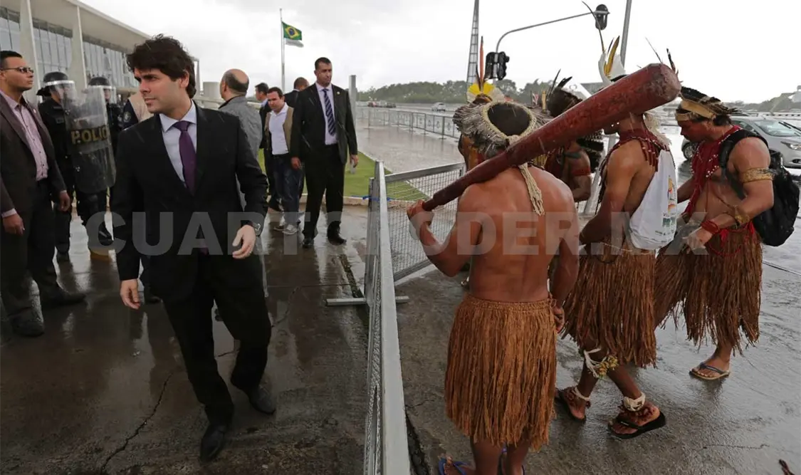 Indígenas de Brasil protestan