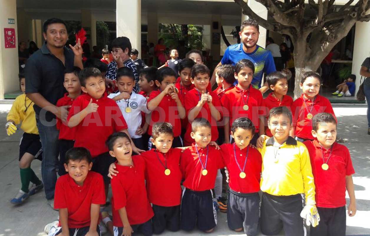 Pequeños realizan torneo interescolar