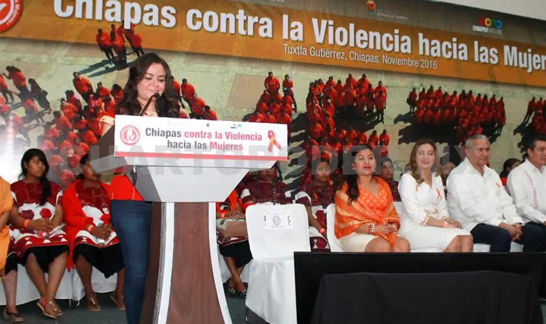 Itzel de León Villard, exhortó a las autoridades y sociedad en general para que se unan y levanten la voz a favor de más oportunidades y un trato igualitario entre mujeres y hombres. CP