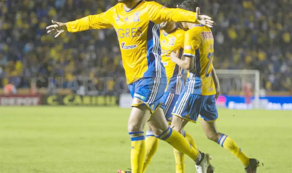Tigres aplasta a los Pumas