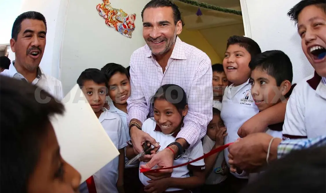 La educación es un derecho fundamental que nos impulsa a trabajar honestamente y en unidad, dijo Melgar. CP
