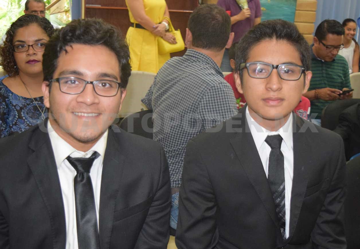 Alumnos ofrecieron una mañana de música y talento