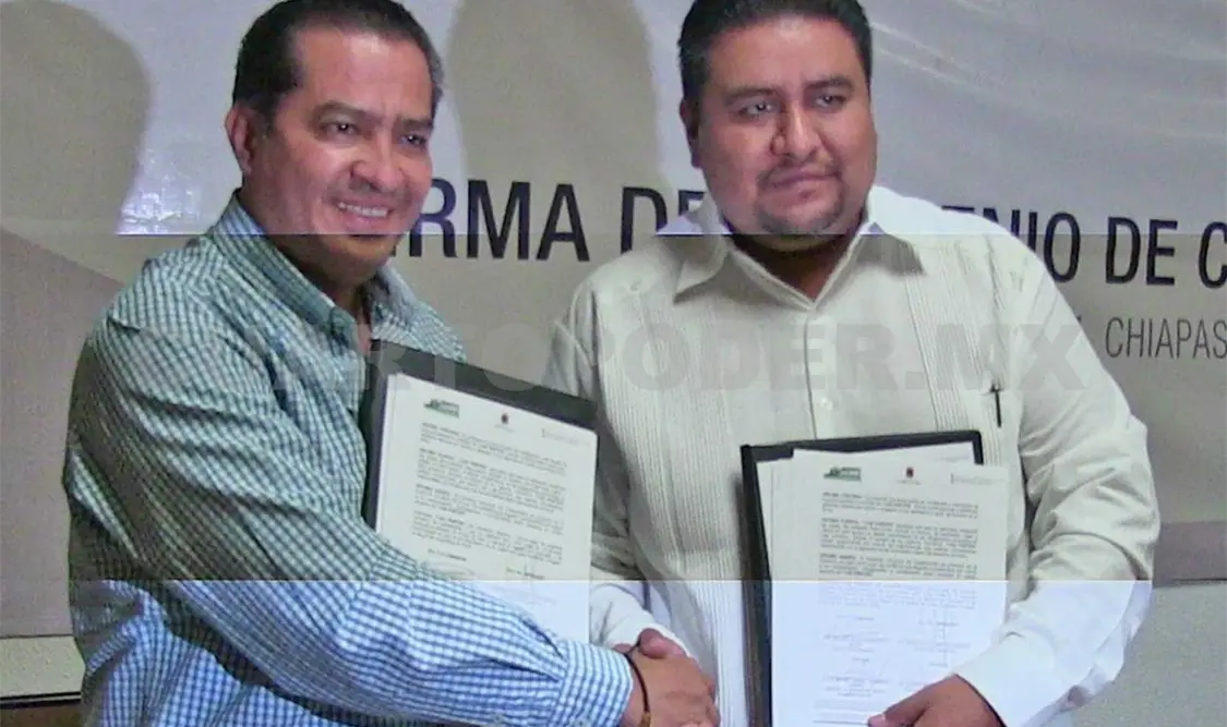 Se llevó a cabo la firma de un convenio de trabajo para capacitar a servidores públicos y empresarios particulares. CP