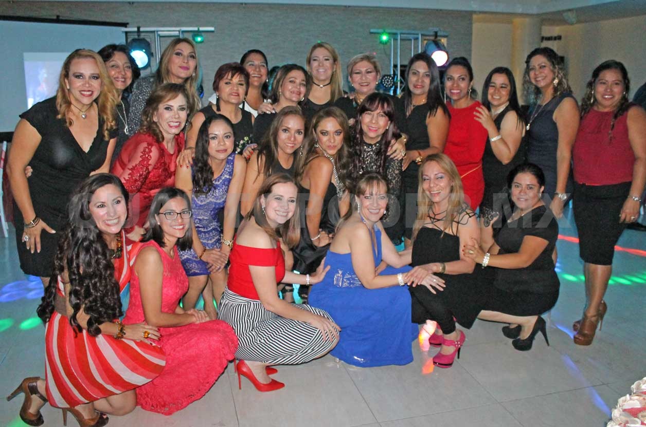 Gran fiesta para Claudia