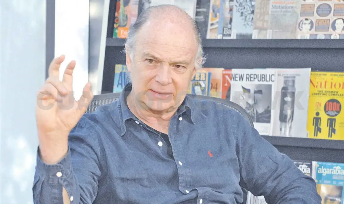Hoy entrega de la Medalla Rosario Castellanos a Enrique Krauze