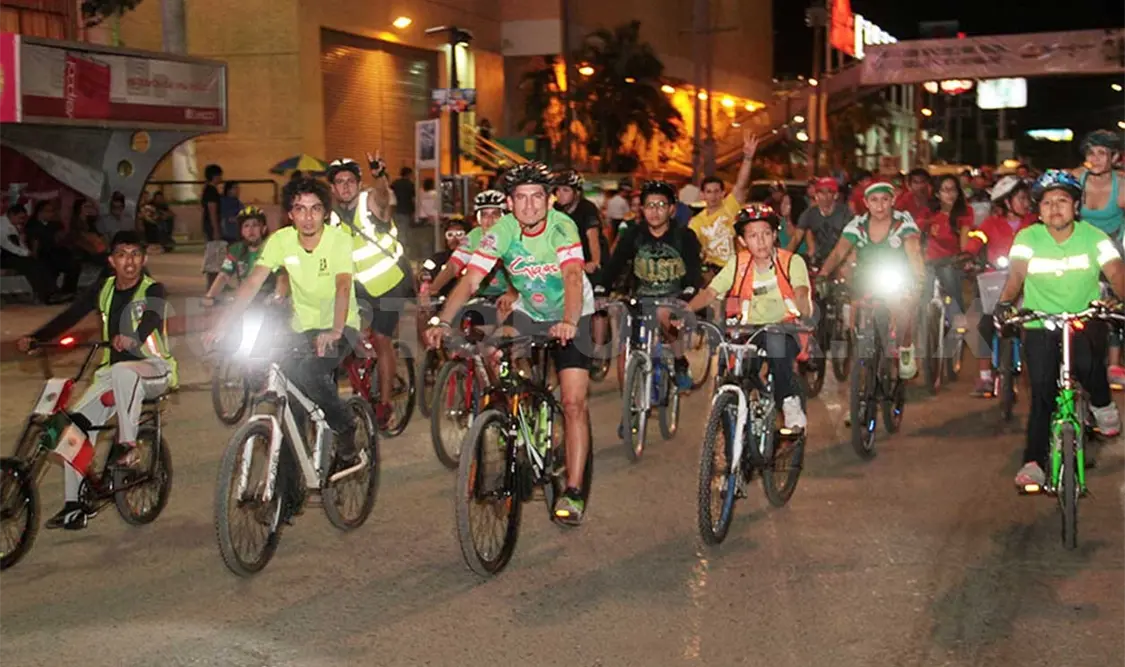 Invitan a rodar con el 69º paseo nocturno