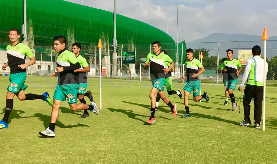 El primer entrenamiento de Jaguares de Chiapas fue en el Víctor Manuel Reyna. Cortesía