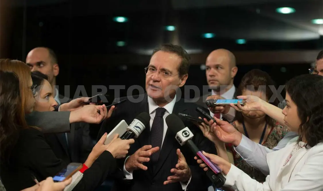 Suspenden a líder del Senado