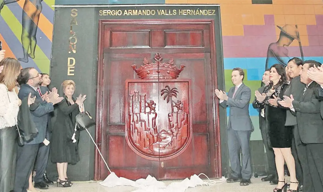 Imponen nombre “Sergio Valls” a sala de sesiones