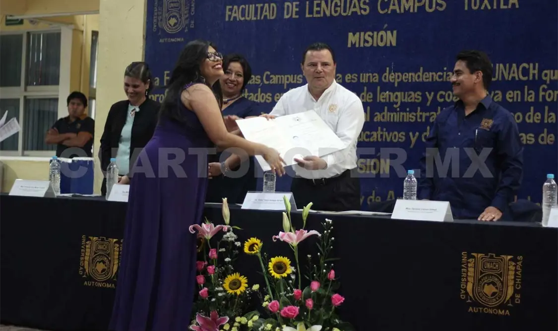 Egresan alumnos de carrera en Enseñanza del Inglés