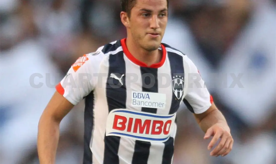Los jugadores que podrían salir del equipo son Hiram Mier y Walter Gargano. Agencias