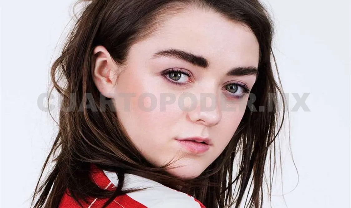 Publican fotos íntimas de actriz de Game of Thrones