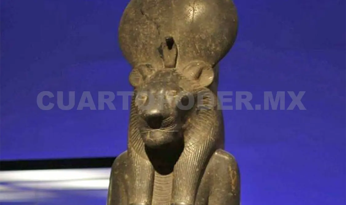 Estatua sedente leontocéfala de Sejmet, reinado de Amenhotep III, Dinastia XVIII. Cortesía