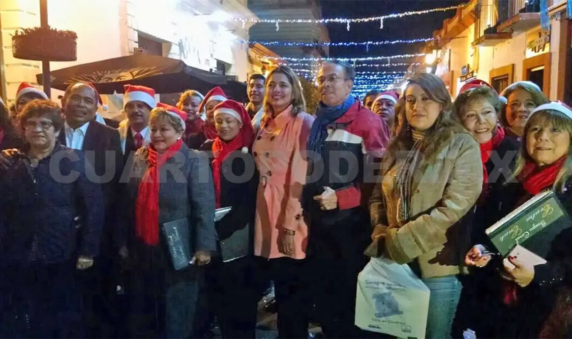 Inauguran iluminación del Andador Peatonal Eclesiástico