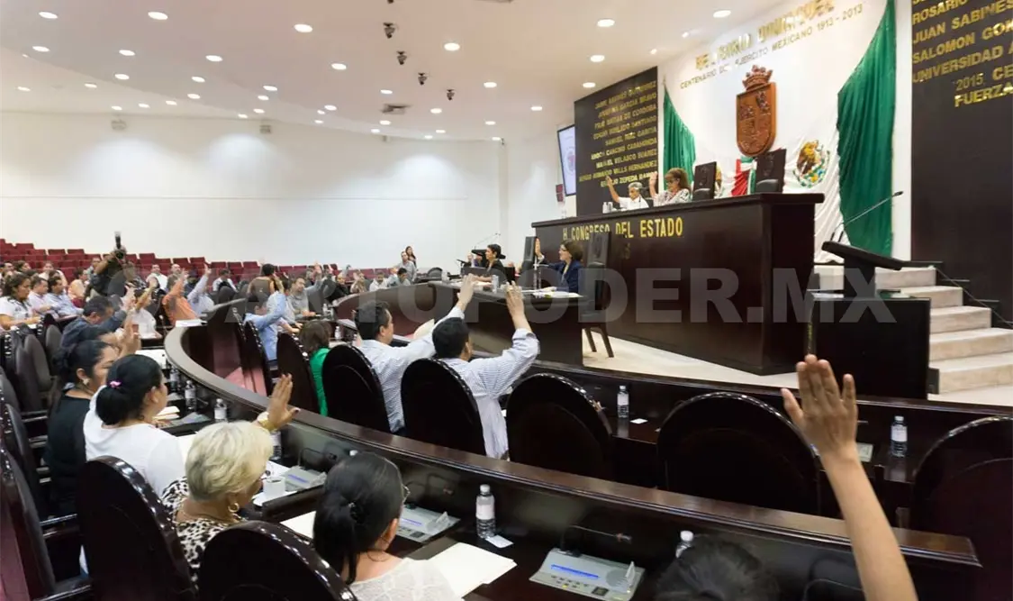 Presenta ERA iniciativa para reforma integral a la Constitución