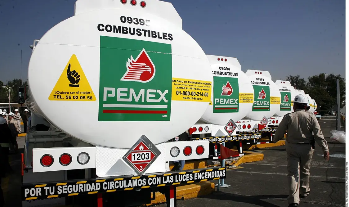 En octubre, 3 refinerías no produjeron gasolina Premium