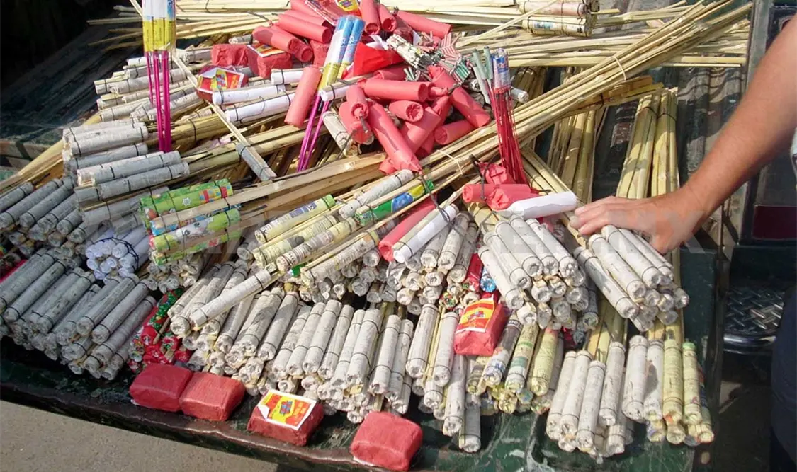Piden uso adecuado de fuegos artificiales
