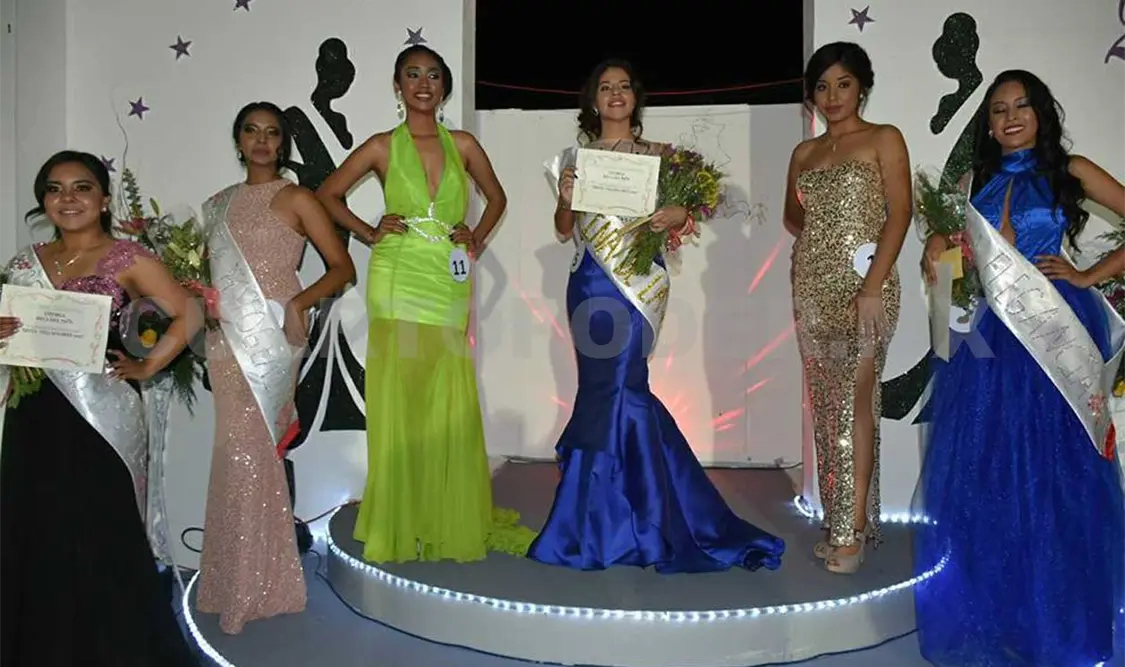 Eligen reina de la Feria Villaflores