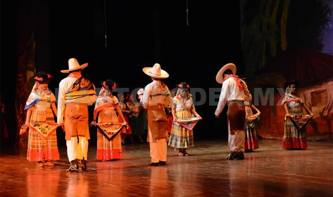Recorrido dancístico por el estado