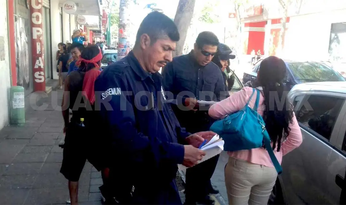 Asaltan a mujer en el centro de Tuxtla