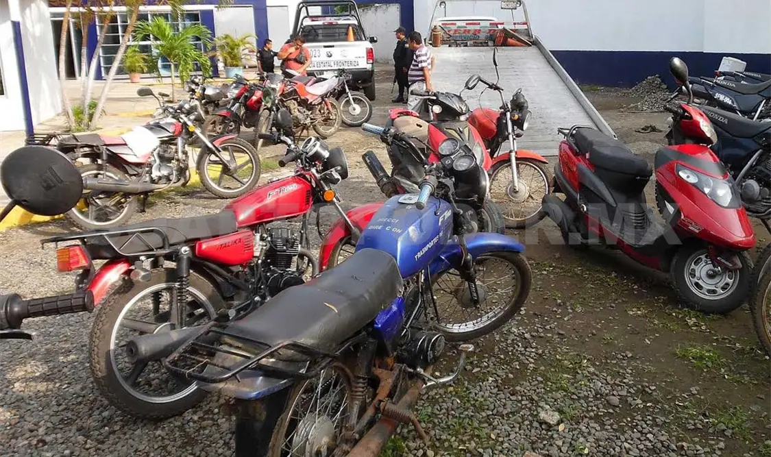 Asegura Policía de Tránsito 300 motocicletas