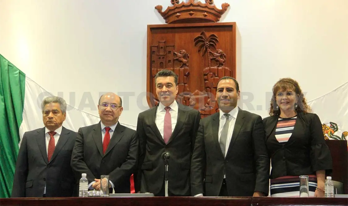 Rinde Rutilio Escandón informe de actividades