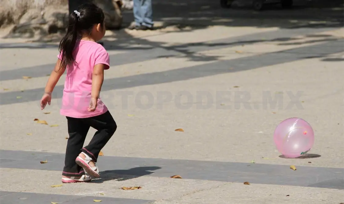 Niña necesita transporte para acudir a terapias